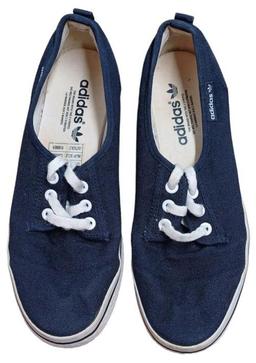 Adidas Canvas Sneaker AU7