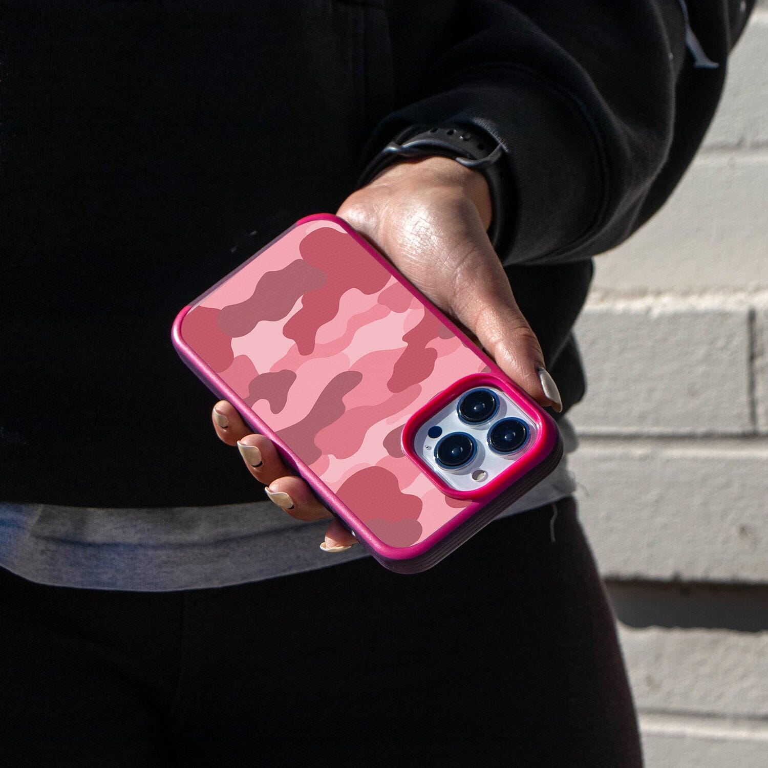 Refurbished Caseco MagSafe iPhone 14 Pro Pink Camo Case - Reebelo United Kingdom