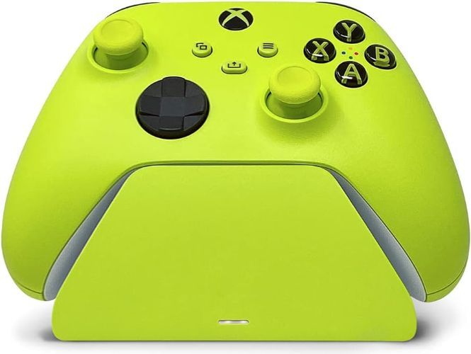 Controller Gear Universal Xbox Pro Charging Stand