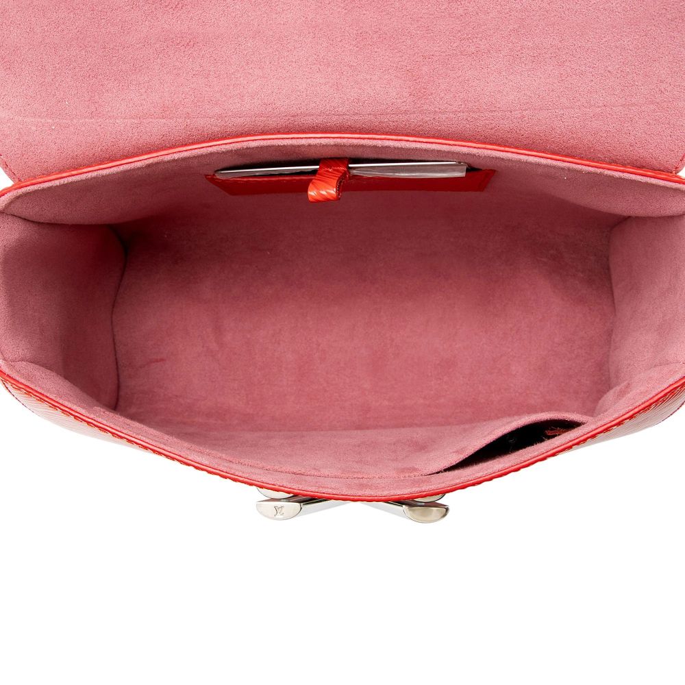 Louis Vuitton Epi Leather Twist MM Shoulder Bag