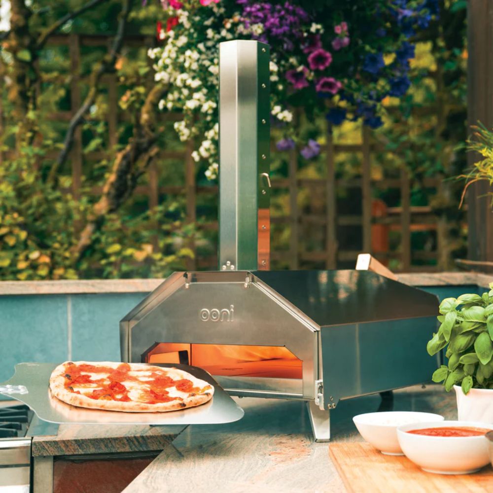 Ooni Pro 16 Multi-Fuel Pizza Oven - Silver