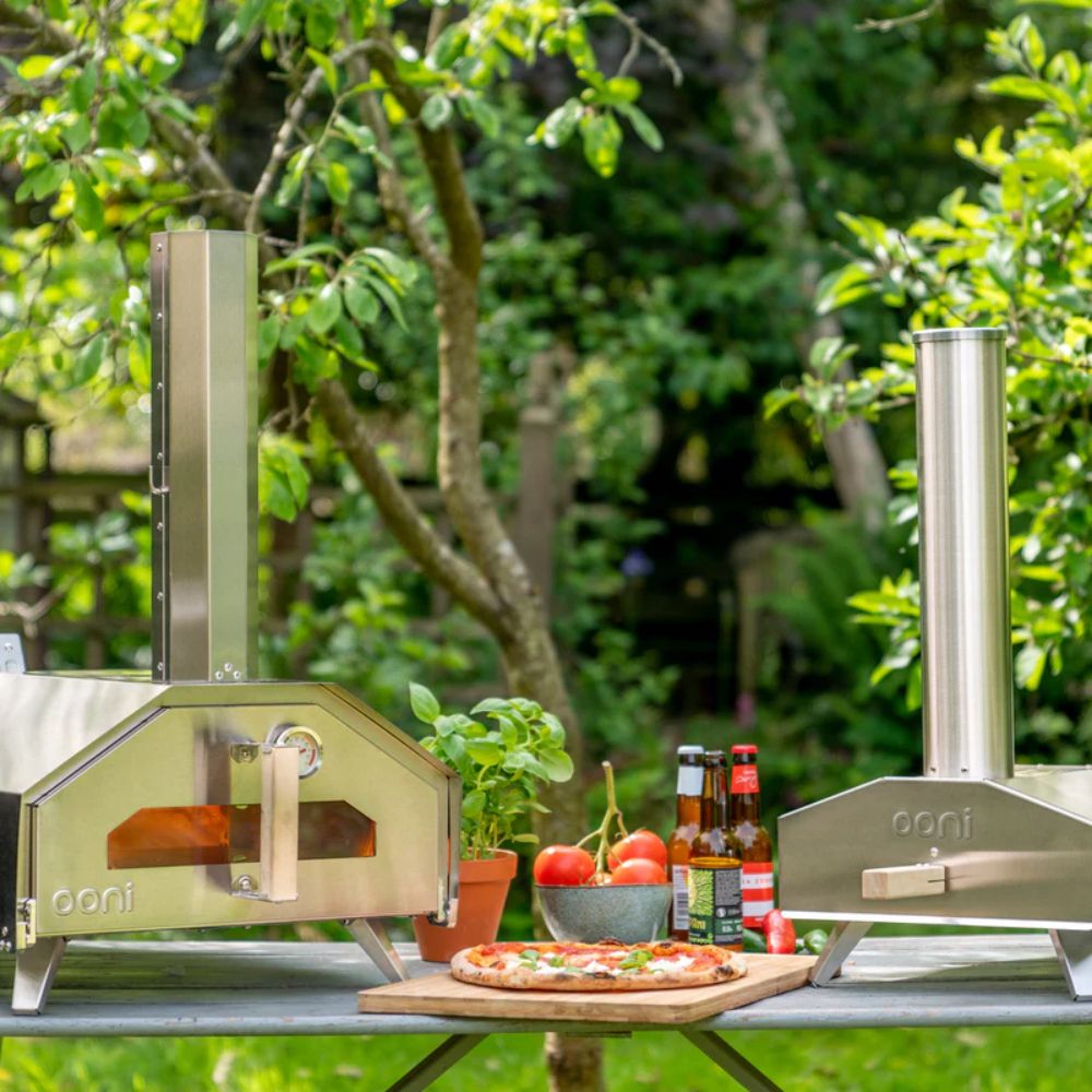 Ooni Pro 16 Multi-Fuel Pizza Oven - Silver