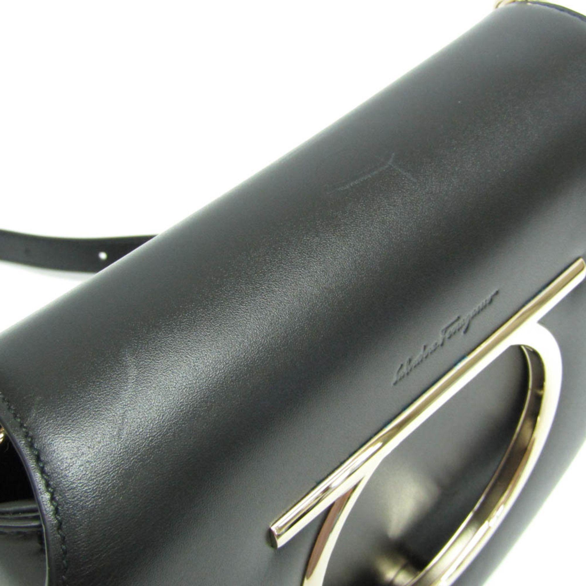 Refurbished Salvatore Ferragamo Gancini Leather Handbag Shoulder Bag - Reebelo United Kingdom